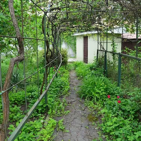 Колоритная Одесская Дача Возле Моря Apartment